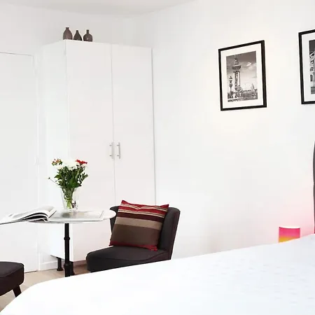 Chic Studio Near The Grands Boulevards Of Paris Apartment
