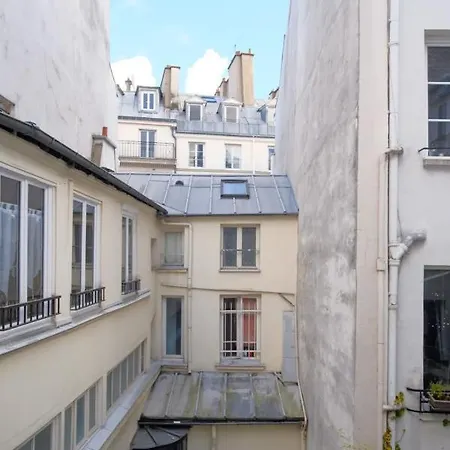 Chic Studio Near The Grands Boulevards Of Paris Apartment Paris